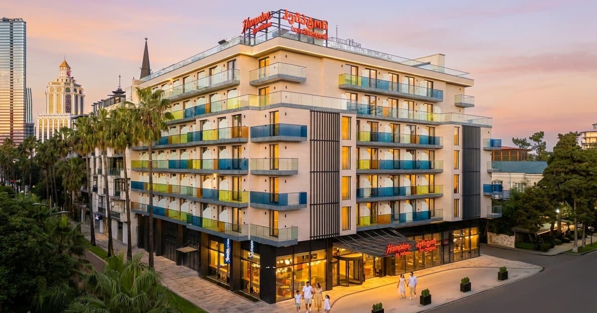Прогулка у Hampton by Hilton Batumi Center